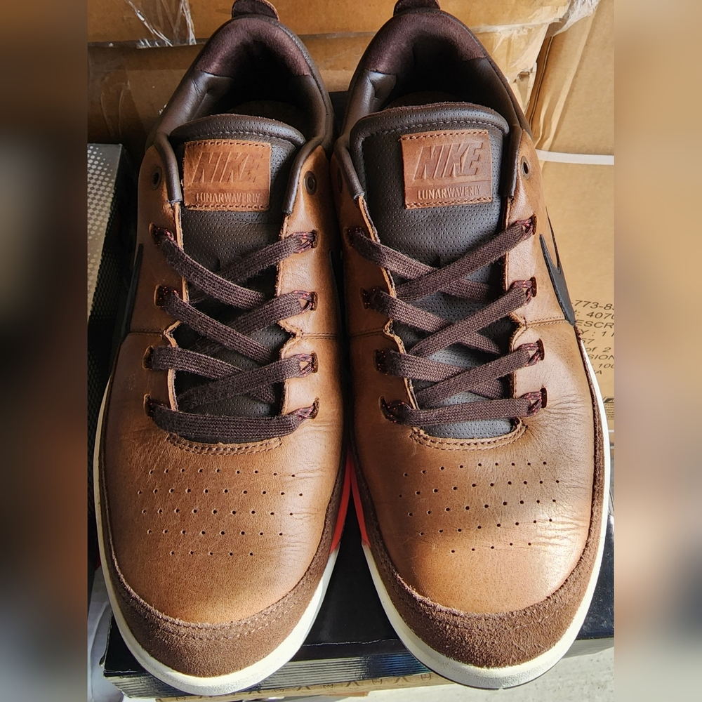 NIKE WAVERLY "GOLF" SIZE: 12, COLOR: TAN/PINK-WHITE